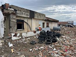 Ristrutturazioni immediate, demolizioni e 60 alloggi green per le famiglie delle baraccopoli