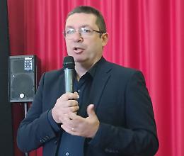 Dall'inferno alla rinascita: "Ero su un ponte pronto a saltare, poi ho capito che il vero sballo  &egrave; vivere"