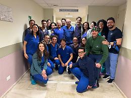 Intervento chirurgico pioneristico a Catania: nuove valvole mitraliche impiantate senza bisturi