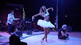 "Centro di gravit&agrave; permanente": l'omaggio musico-teatrale di Fabio Abate a Franco Battiato