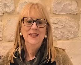 Scicli, Vincenza Trovato e la mostra che pone al centro l'essere