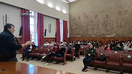 Da leader del movimento No global a "pescatore": cos&igrave; Luca Casarini oggi salva vite umane in mezzo al mare