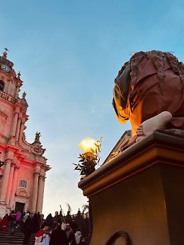 Ragusa, le confraternite tornano ad animare le vie della citt&agrave; antica