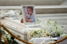 Morte del piccolo Domenico, l'avvocato Petruzzi: &laquo;Richiesta di risarcimento al Monaldi anche per la morte di altri tre bambini&raquo;