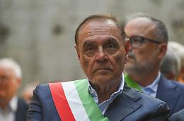 Sorpresa Mastella per l'arresto di un dirigente del Comune: gi&agrave; disposta la sospensione 