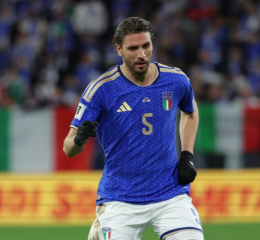 Sconfitta Italia, Locatelli: &laquo;Siamo distrutti, ma rialziamoci insieme&raquo;