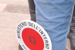 Senza assicurazione, senza patente e con un carico di rifiuti illegali: il folle trasporto nel cuore della citt&agrave;