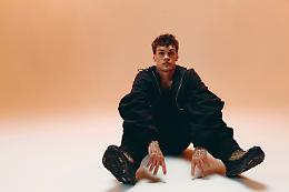 I 42 chilometri che hanno salvato Blanco: un viaggio per ritrovare se stesso