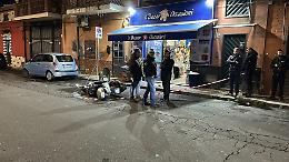 Donna accoltellata a Catania davanti a un negozio, il video del luogo dell'aggressione