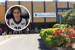 Tragedia a Ostia: Sofia a 15 anni muore per un'allergia al latte dopo una cena di squadra