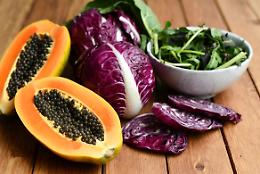 Invecchiare bene si pu&ograve; (ma dimenticate le pillole magiche e gli elisir di lunga vita) 