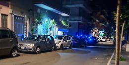 Misterbianco, sparatoria in una macelleria: gambizzato il figlio 19enne del titolare