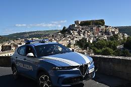 Ragusa, evadeva di continuo i domiciliari: braccialetto elettronico per un tunisino