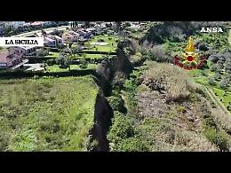 Frana storica in Molise si riattiva: l'Italia divisa in due, A14, Statale 16 e linea ferroviaria interrotte