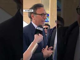 "Il Sicilia Express &egrave; fumo negli occhi": scontro con "fazzolettata" in stazione tra Faraone e Aric&ograve; 