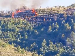 Giarratana, incendio ancora in corso a Monterotondo