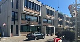 Morte avvelenate, interrogatorio fiume per padre e figlia superstiti: la fine di Sara e Antonella resta ancora un mistero