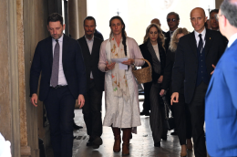 Famiglia nel bosco, l'allarme dei periti di parte: &laquo;I bambini soffrono&raquo;