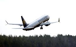 Ryanair ridisegna la mappa dei cieli europei: meno rotte, pi&ugrave; costi, e per i viaggiatori il 2026 si apre con molte domande