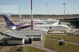 Prezzi dei biglietti aerei al ribasso per la crisi geopolitica: le Maldive tra le mete pi&ugrave; convenienti