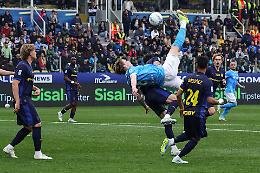 Parma-Napoli 1-1, il pari che pesa pi&ugrave; di un punto: Strefezza fulmina subito gli azzurri, McTominay evita il crollo