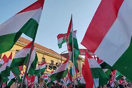 Urne aperte in Ungheria: Orban sfidato da Magyar in una partita aperta dopo 16 anni