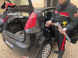 Giovane arrestato a Patern&ograve;, aveva droga, fucile e munizioni. Denunciata anche la nonna