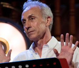 Marco Travaglio a Catania: "Cornuti e contenti. Ma non sar&agrave; anche colpa nostra?" tra satira e responsabilit&agrave;