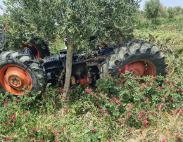 Incidente agricolo tra Sciacca e Ribera: 56enne schiacciato dal trattore, salvato dai Vigili del fuoco