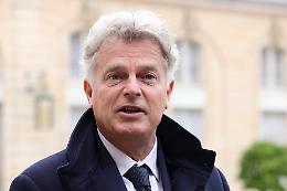 Bufera nel Partito Comunista francese: i militanti condannano Roussel per una battuta sessista