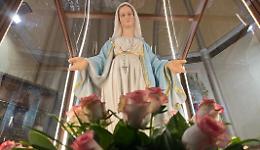 Naro accoglie la Madonna della Medaglia Miracolosa: il pellegrinaggio benedetto dal Papa arriva in Sicilia