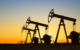 La riapertura dello Stretto di Hormuz fa crollare il petrolio e spinge al rialzo le Borse europee