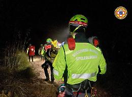 Alpinista polacco salvato sul Monte Monaco: elicottero lo porta all'ospedale dopo l'infortunio alla caviglia