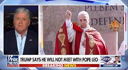 Lo strappo dell'anchorman di Fox News filo Trump: "Non sono pi&ugrave; cattolico"
