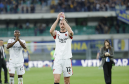 A un Milan lento e impacciato basta un gol di Rabiot, acciuffato il Napoli al secondo posto