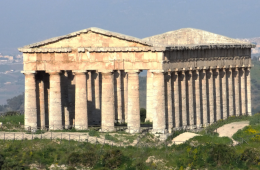 Aura Festival, 1 e 2 maggio 2026: techno minimal tra il tempio dorico e il teatro antico di Segesta