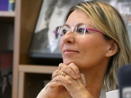 Sara Rattaro racconta Teresa Mattei: la mimosa che sfid&ograve; il fascismo