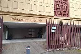 Famiglia nel bosco, i tre bambini restano nella casa famiglia di Vasto