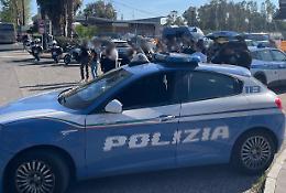 Catania: spacciavano droghe sintetiche, arrestati 6 pusher. Lo spray urticante utilizzato in spiaggia 