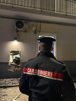 Nuovo assalto con la tecnica della "marmotta": inagibile l'ufficio postale di Aci Castello 