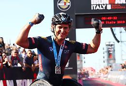 Morte Zanardi, "A mezzogiorno stava bene, la sera non c&rsquo;era pi&ugrave;": il dolore della madre del campione