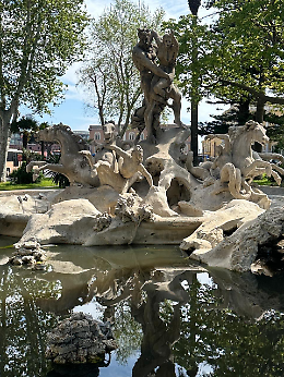 Allarme a Catania: la Fontana del Ratto di Proserpina e Largo Paisiello chiedono interventi urgenti
