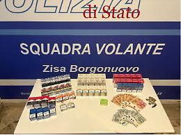 Sigarette di contrabbando e coca dentro un cassetto, una denuncia a Palermo