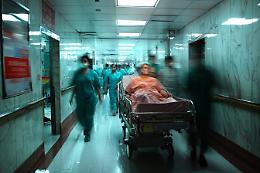 Pronto soccorso in crisi: nove su dieci ricorrono ai gettonisti, organici adeguati solo per l'11%