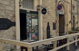 Furto notturno al Lucernaio pub, colpito uno dei locali simbolo della movida ragusana
