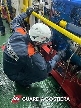 Porto di Pozzallo, irregolarit&agrave; sui rifiuti di bordo: elevate due sanzioni