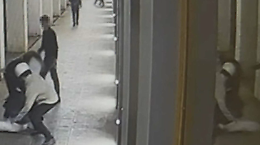"Io, accoltellato a Milano da una baby gang, ho quasi perso me stesso e l'uso delle gambe. Ma non mi arrendo"