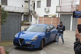 La controffensiva di Sempio: sei consulenze per smontare l&rsquo;accusa. Nel mirino Dna, impronte, audio e profilo psicologico