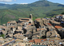 Festa di primavera a Mistretta: profumi, sapori e panorami dai Nebrodi
