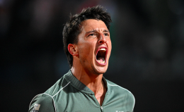 Agli Internazionali magico Darderi: batte Jodar e va in semifinale 